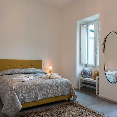 Nonna Vittoria Apartment Salerno Eksteriør bilde