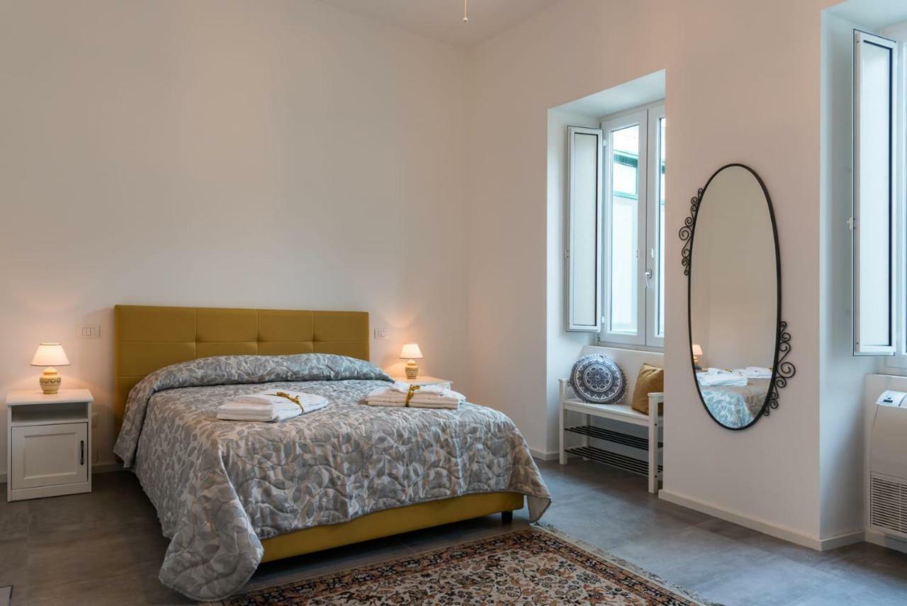 Nonna Vittoria Apartment Salerno Eksteriør bilde