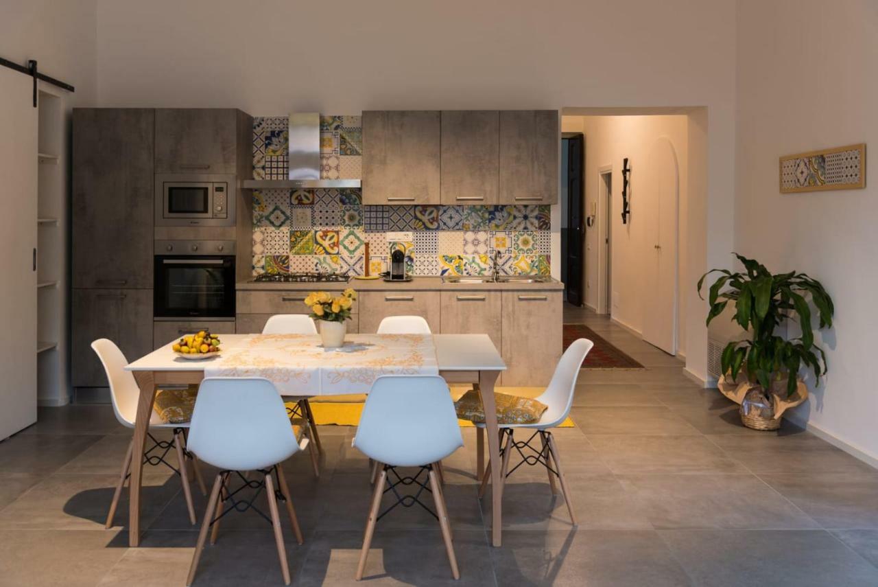 Nonna Vittoria Apartment Salerno Eksteriør bilde