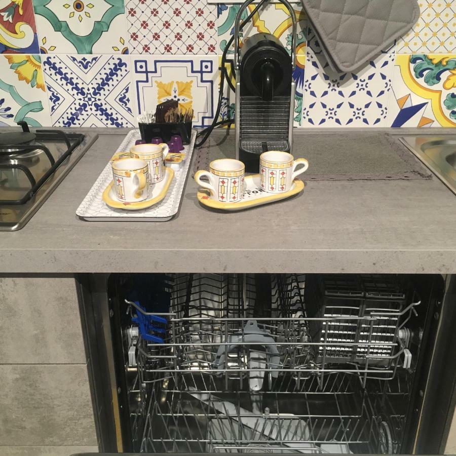 Nonna Vittoria Apartment Salerno Eksteriør bilde