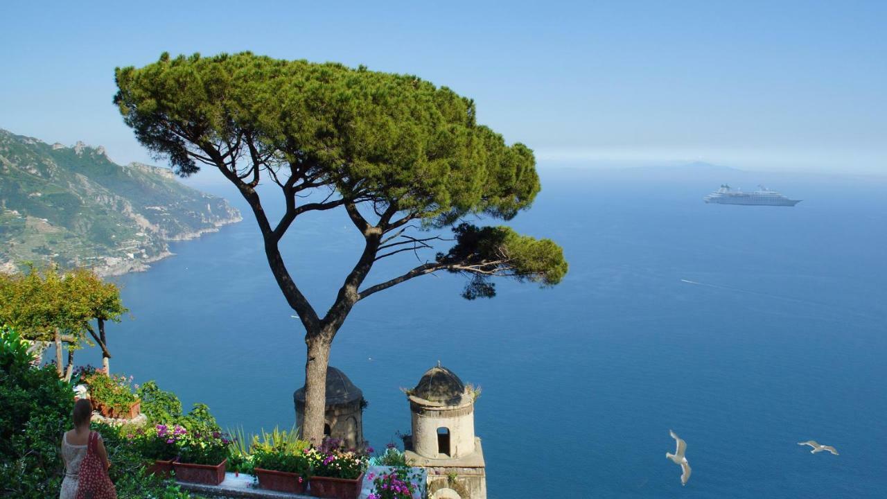 Nonna Vittoria Apartment Salerno Eksteriør bilde