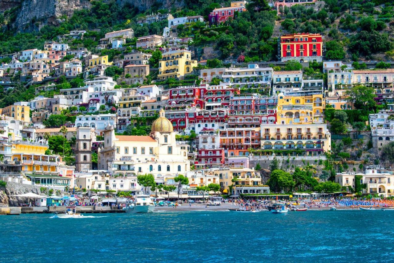 Nonna Vittoria Apartment Salerno Eksteriør bilde